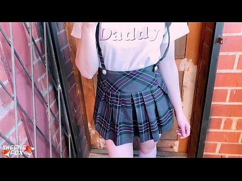 ❤️ Schulmädchen saugt ihren Schwanz tief und fickt statt Unterricht. ️❌ Fucking video bei uns de.virtsextor.ru ☑